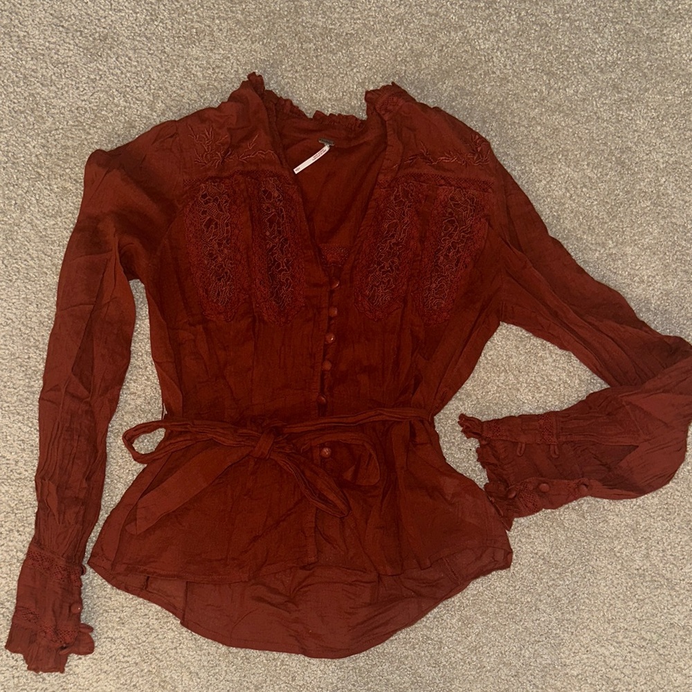 Free people Elegant Lace-Trimmed Women's Top size small
